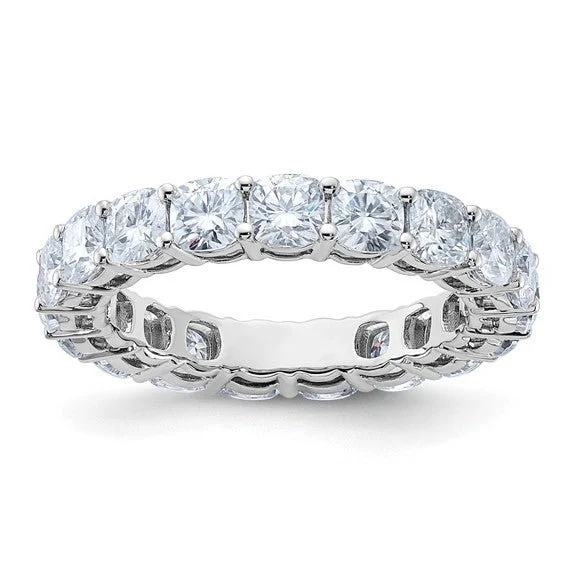 Cushion | Moissanite Eternity Band