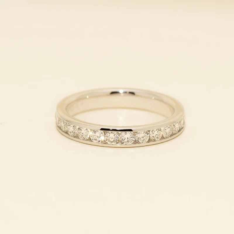 Diamond Channel Band in 14kt White Gold (3/4ct tw)