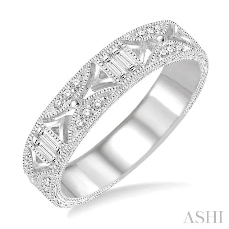 1/3 Ctw Diamond Stack Band in 14K White Gold