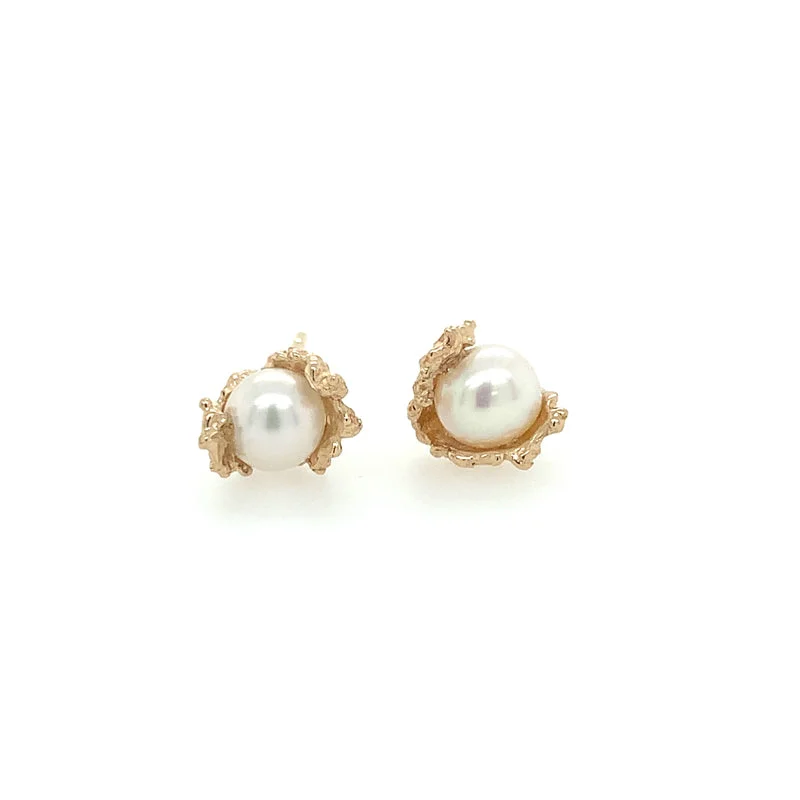 14k Studs w/ Fresh Water Pearls