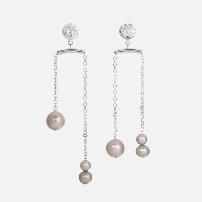 Pulley Pearl Stud Earrings