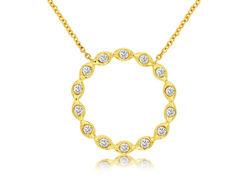 Bremer Jewelry 14K Yellow Gold Round Shape Diamond Circle Pendant with a 14K Yellow Gold Link Necklace (0.25ctw)