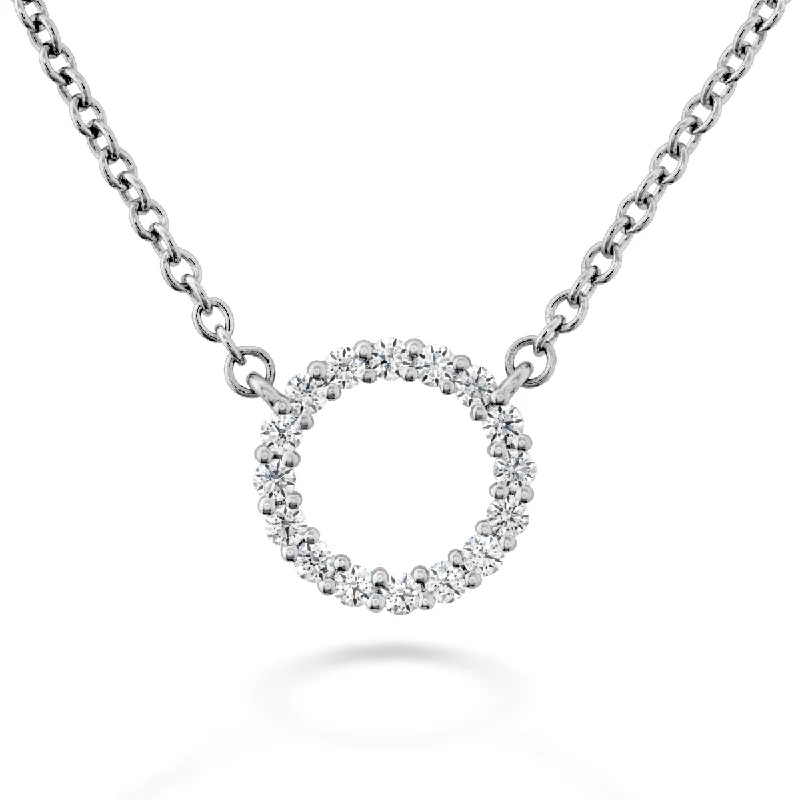 Hearts On Fire Signature Circle 18K White Gold Round Shape Diamond Circle Pendant Small (0.12ctw)