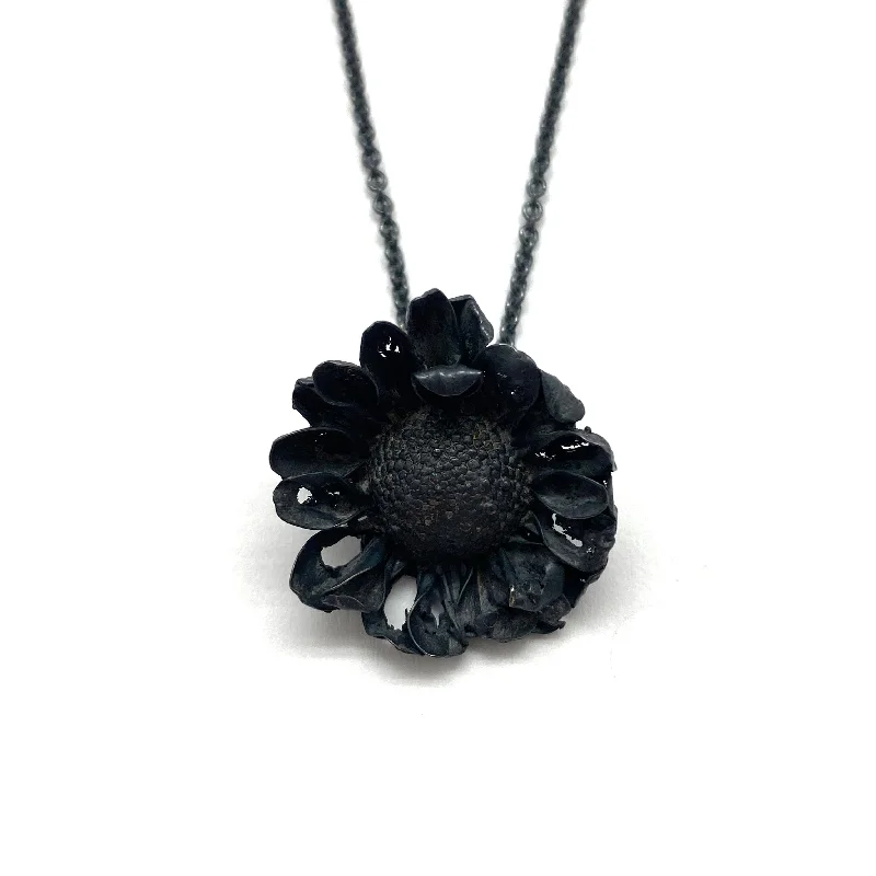 Naturalist Flower #2 Necklace