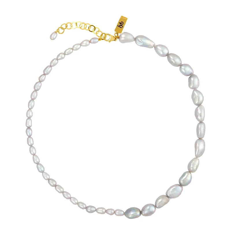 QUINN PEARL NECKLACE GREY